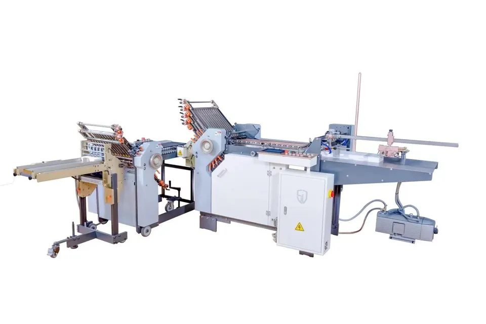 Plegadora automàtica de paper